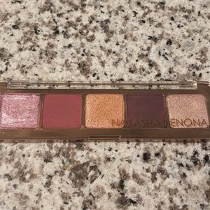 Natasha Denona Cranberry Palette